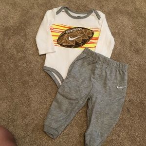 Nike Infant Outfit